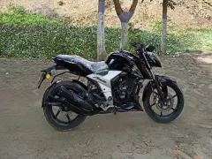 Apache RTR 160 4V with ABS